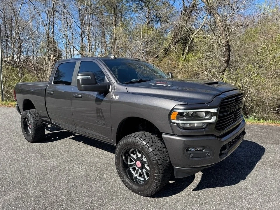 2024 Ram 2500 - Image 4 of 31