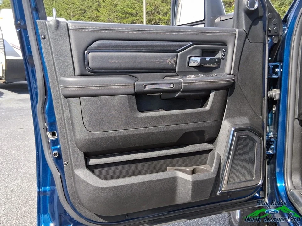2024 Ram 2500 - Image 10 of 21