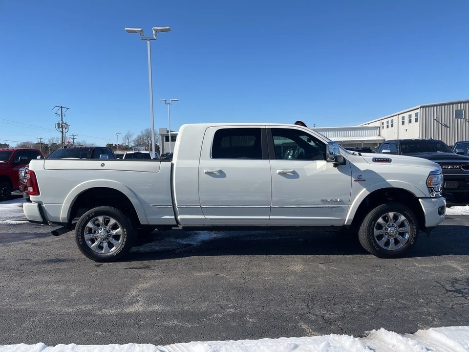 2024 Ram 2500 - Image 4 of 12