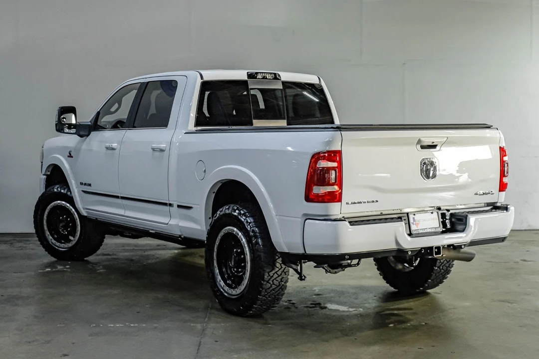 2024 Ram 2500 - Image 16 of 31