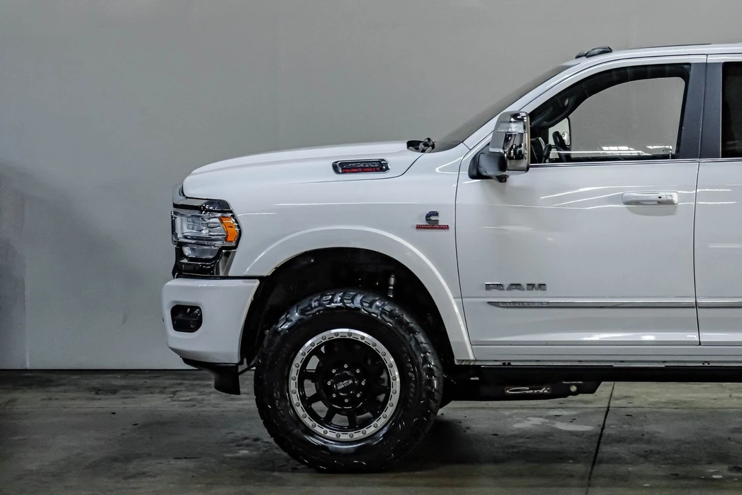 2024 Ram 2500 - Image 18 of 31