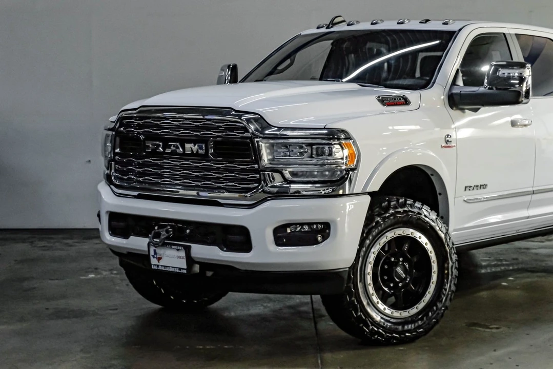 2024 Ram 2500 - Image 9 of 31
