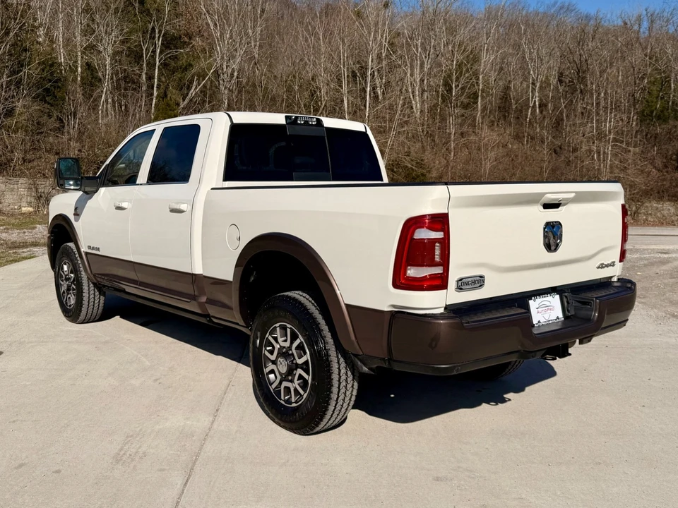 2024 Ram 2500 - Image 4 of 31