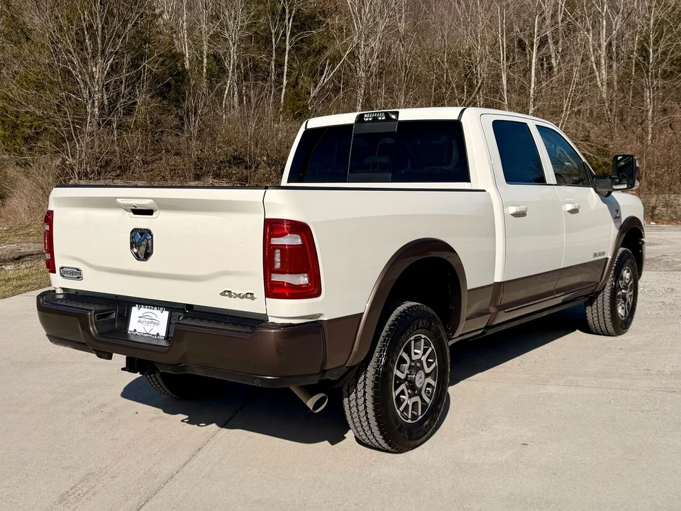2024 Ram 2500 - Image 3 of 31