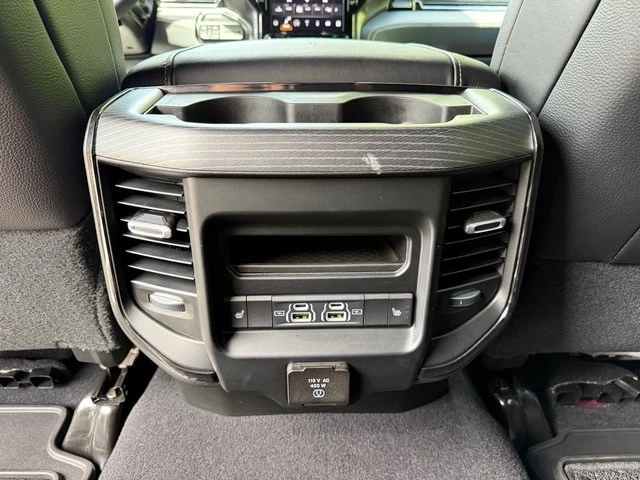 2024 Ram 2500 - Image 18 of 31