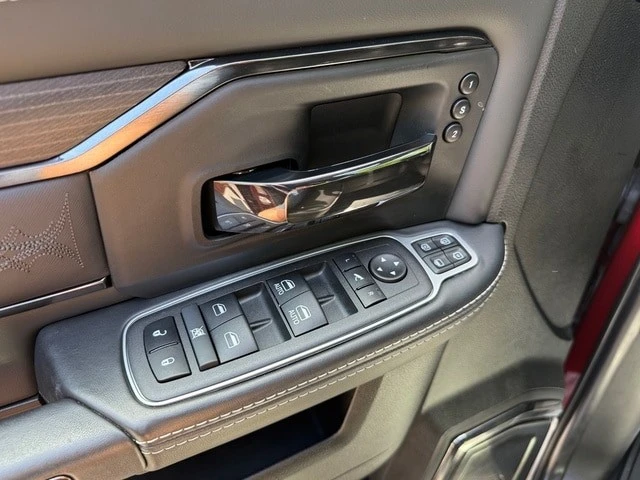 2024 Ram 2500 - Image 15 of 31