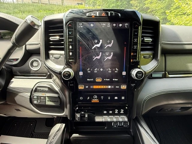 2024 Ram 2500 - Image 25 of 31