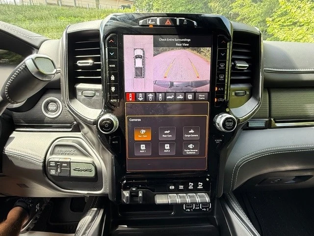 2024 Ram 2500 - Image 27 of 31