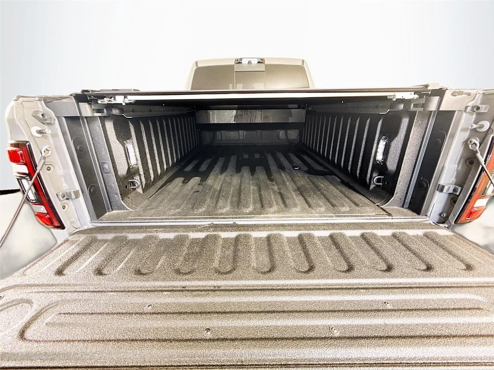 2024 Ram 2500 - Image 17 of 21