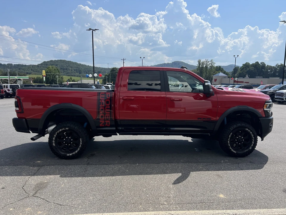 2024 Ram 2500 - Image 3 of 31