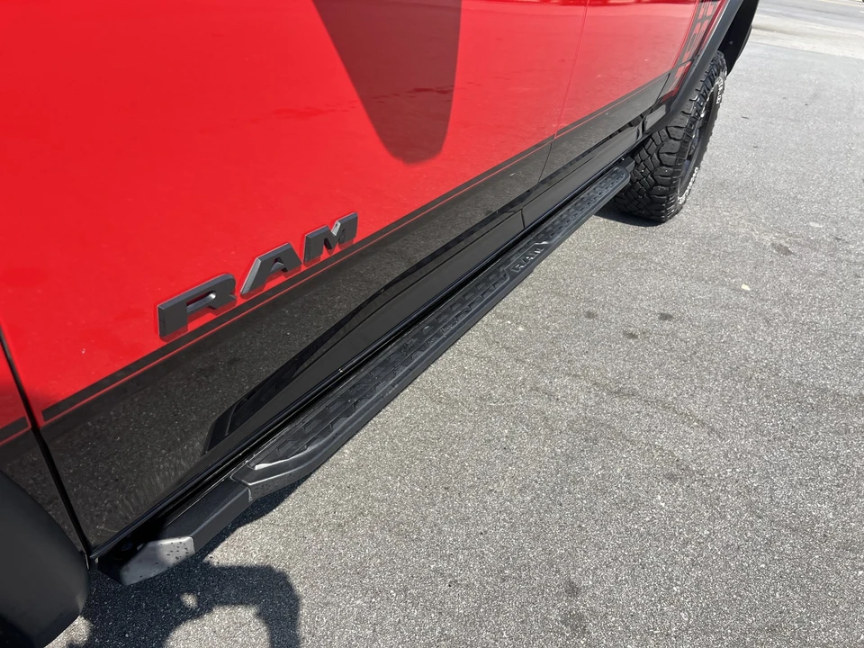 2024 Ram 2500 - Image 18 of 31