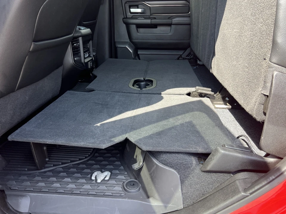 2024 Ram 2500 - Image 14 of 31
