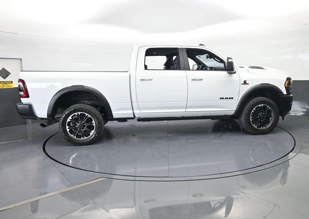 2024 Ram 2500 - Image 7 of 12