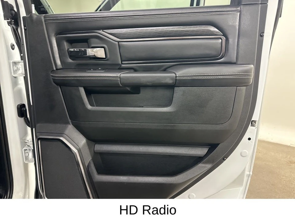2024 Ram 2500 - Image 22 of 31