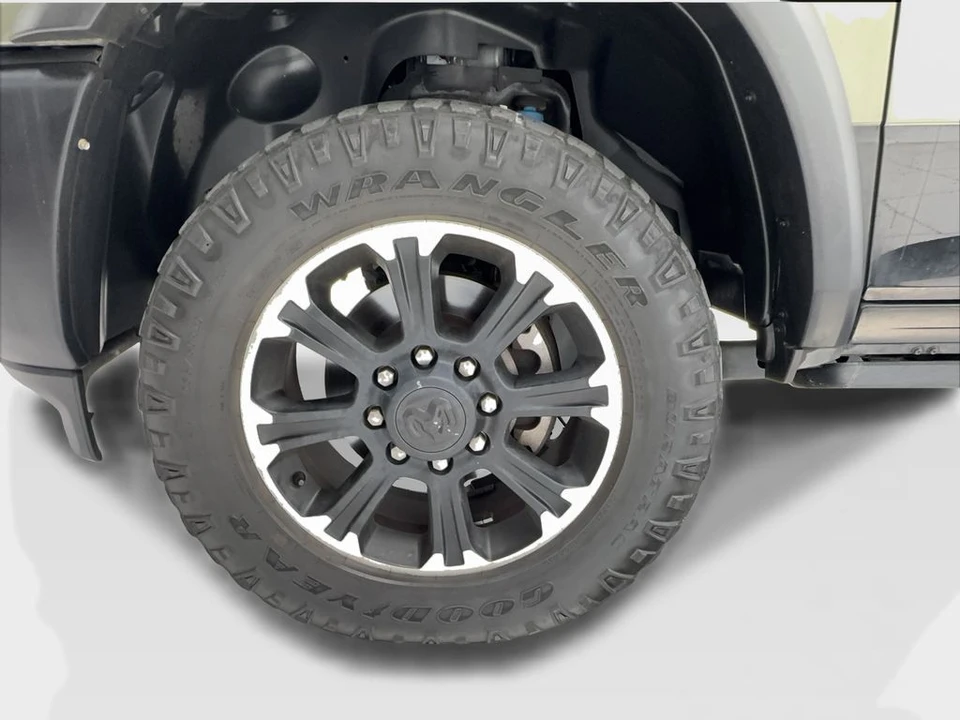 2024 Ram 2500 - Image 11 of 31