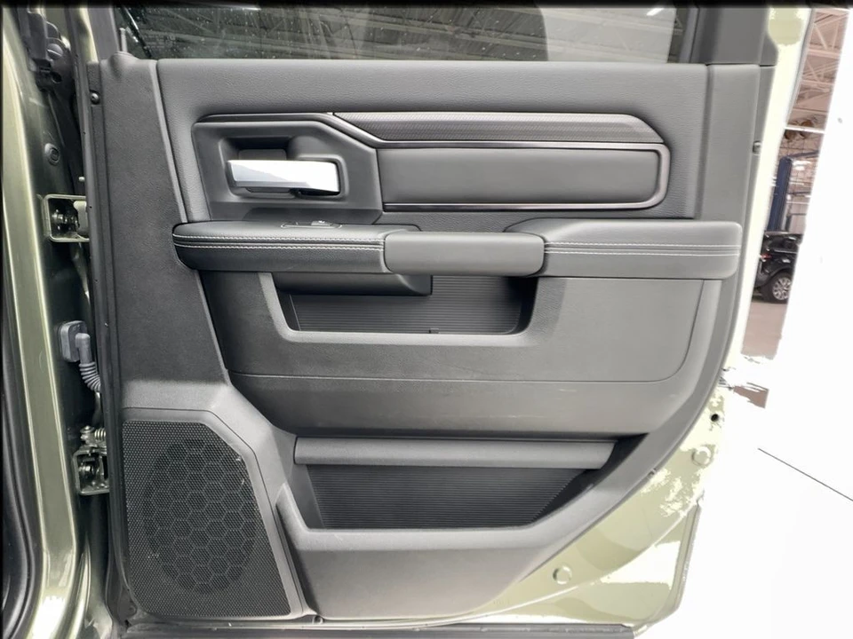 2024 Ram 2500 - Image 26 of 31