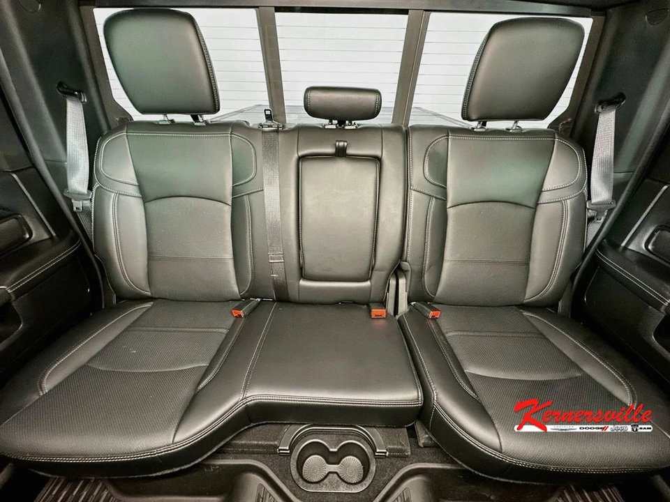 2024 Ram 2500 - Image 13 of 24