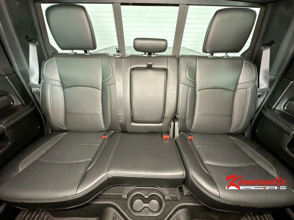 2024 Ram 2500 - Image 13 of 24