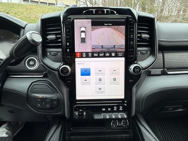 2024 Ram 2500 - Image 27 of 31