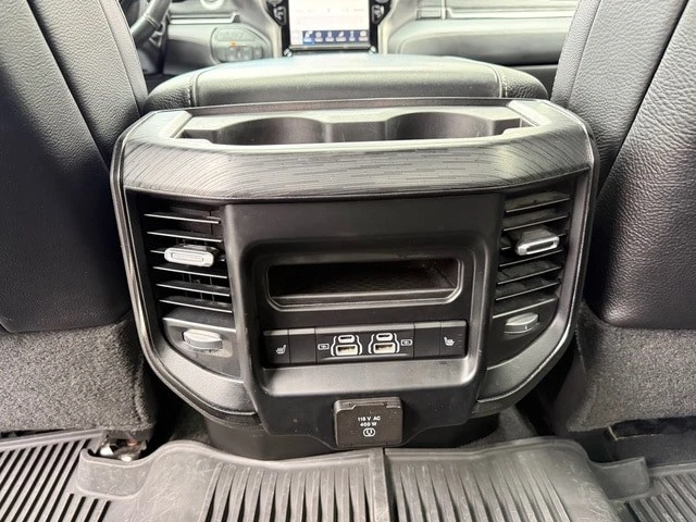 2024 Ram 2500 - Image 17 of 31