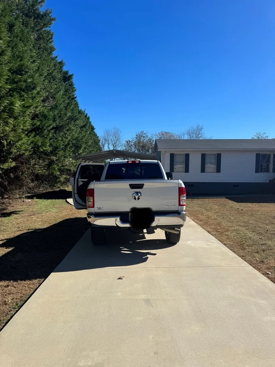 2024 Ram 2500 - Image 4 of 12