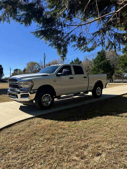 2024 Ram 2500 - Image 3 of 12