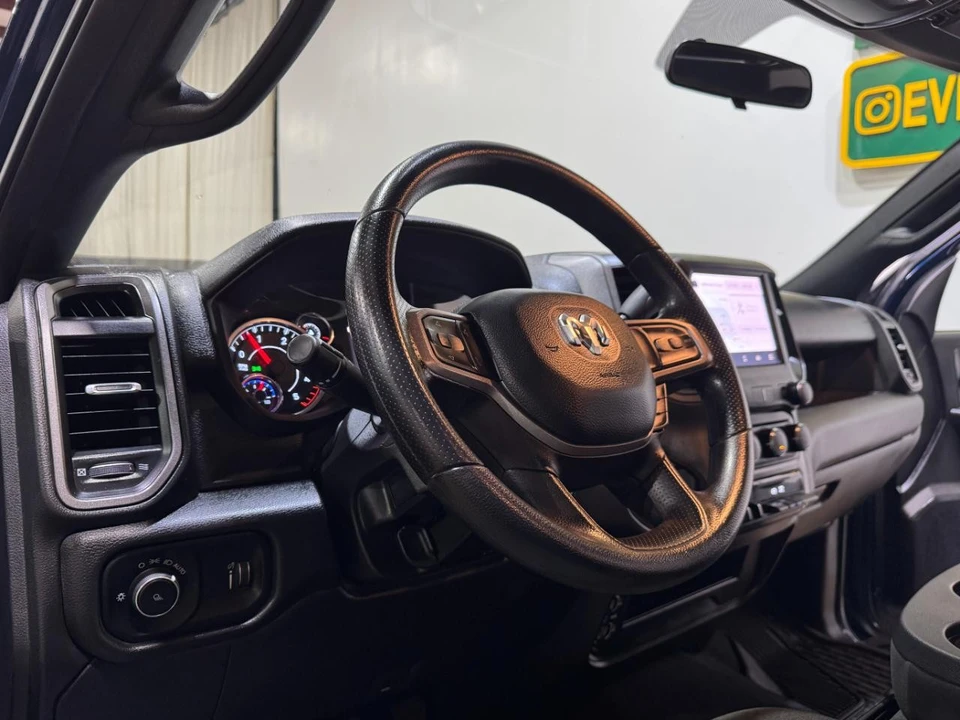 2024 Ram 2500 - Image 10 of 31