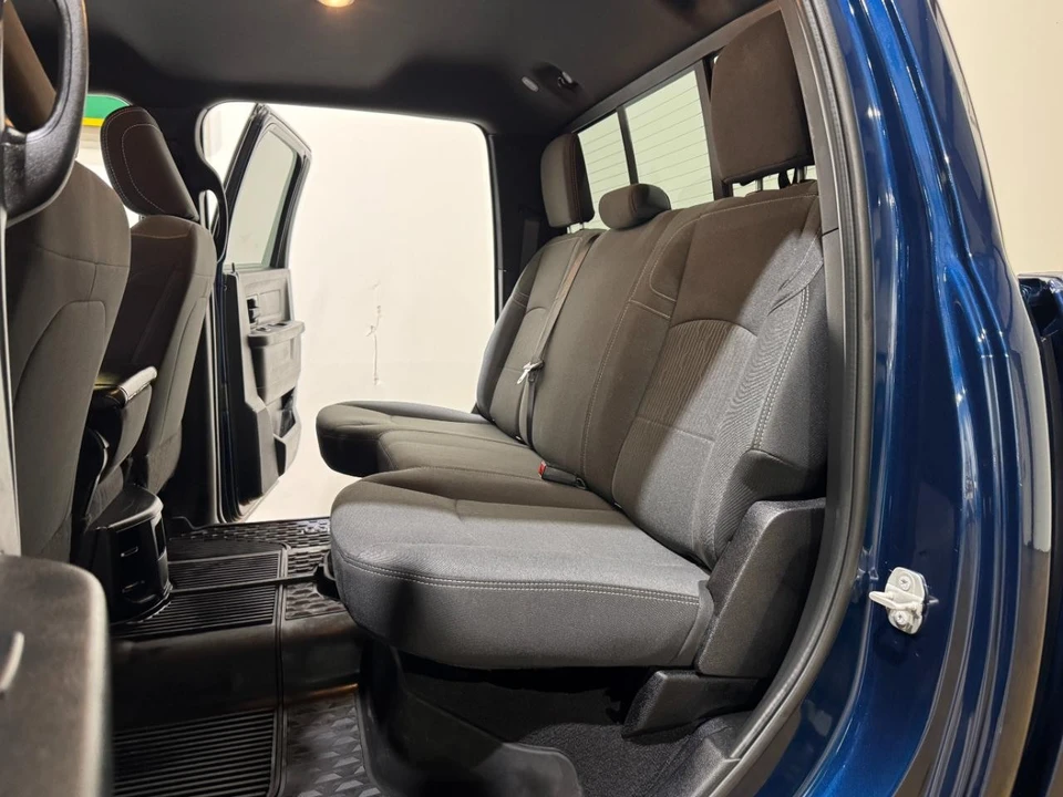 2024 Ram 2500 - Image 19 of 31