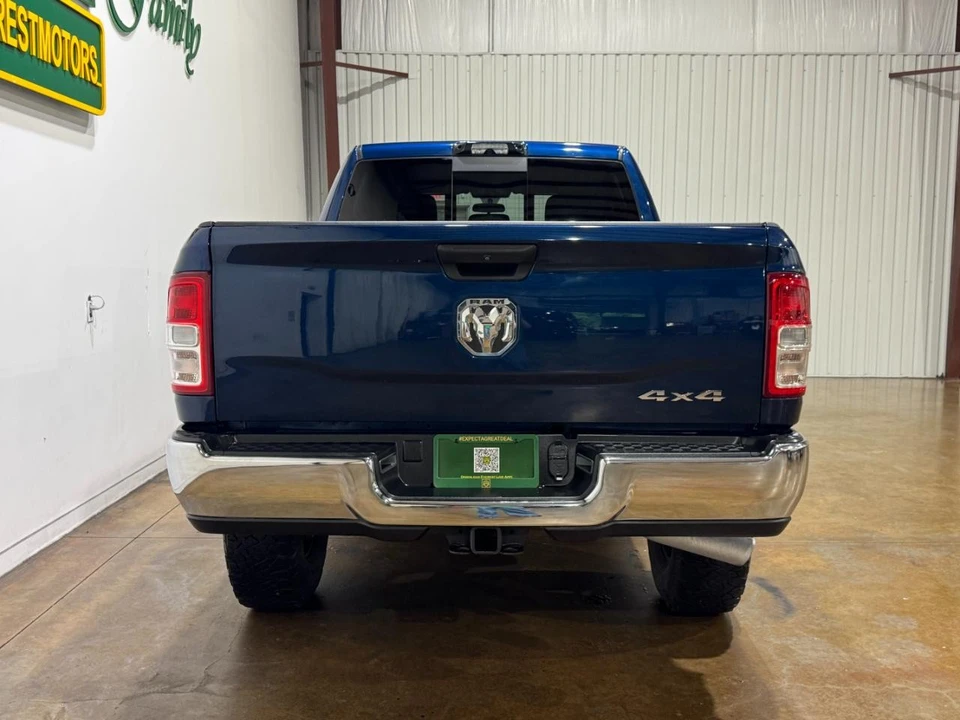 2024 Ram 2500 - Image 7 of 31