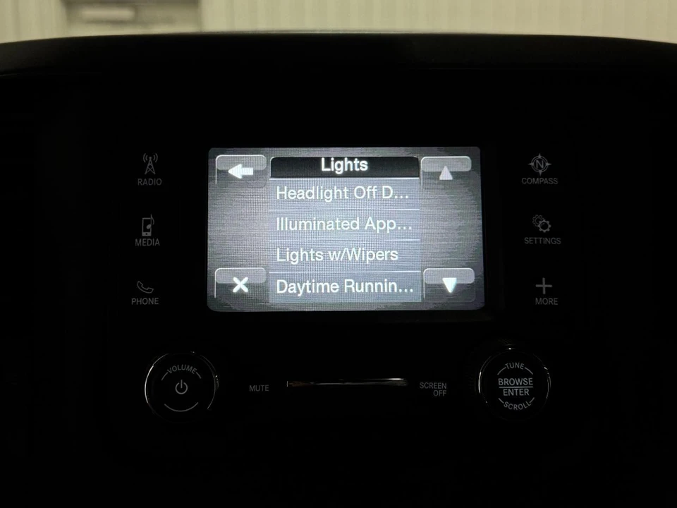 2024 Ram 2500 - Image 18 of 31