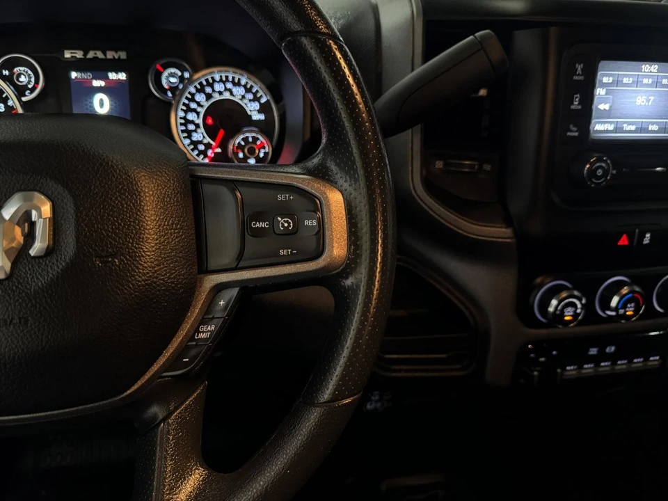 2024 Ram 2500 - Image 24 of 31