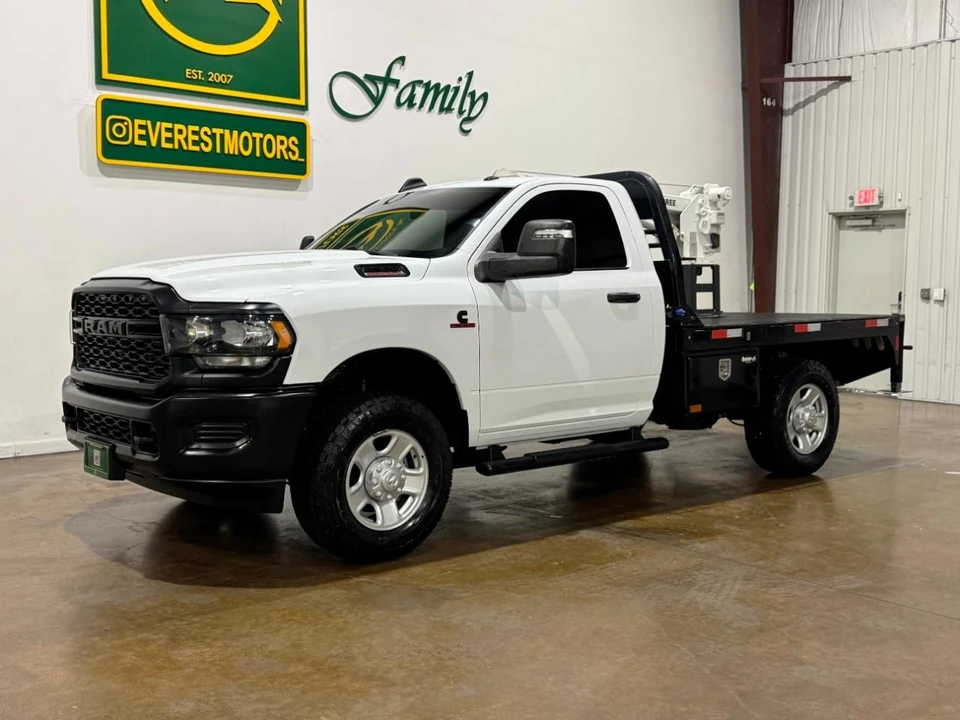 2024 Ram 2500 - Image 3 of 31