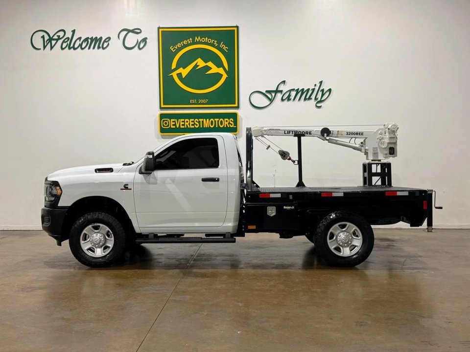 2024 Ram 2500 - Image 5 of 31