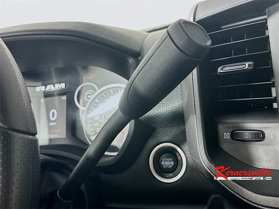 2024 Ram 2500 - Image 12 of 21