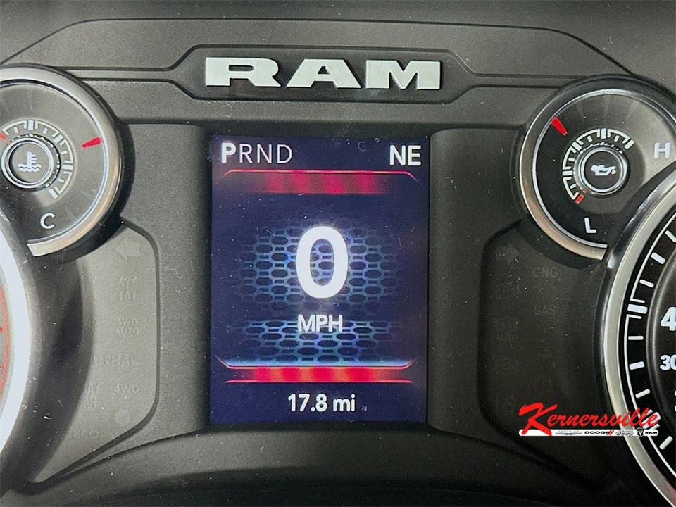 2024 Ram 2500 - Image 11 of 12