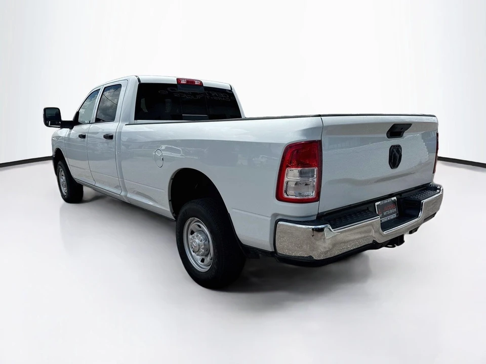 2024 Ram 2500 - Image 3 of 31