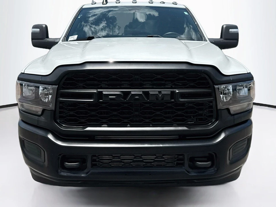 2024 Ram 2500 - Image 9 of 31