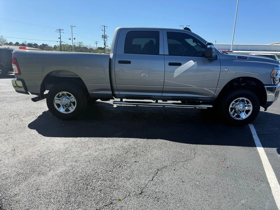 2024 Ram 2500 - Image 4 of 21