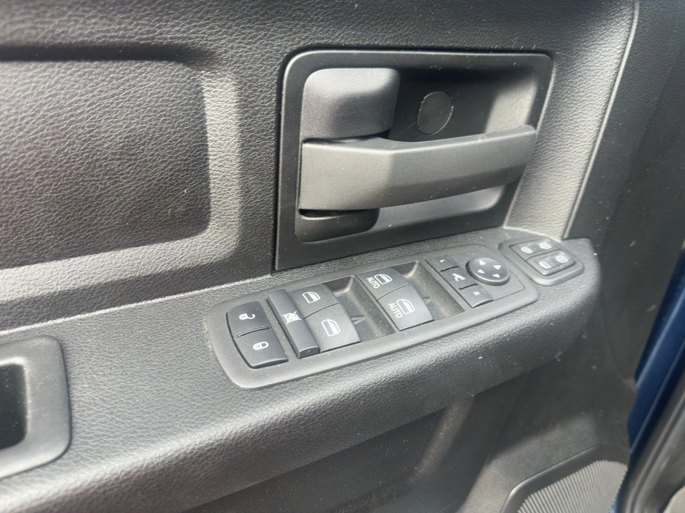 2024 Ram 2500 - Image 4 of 12