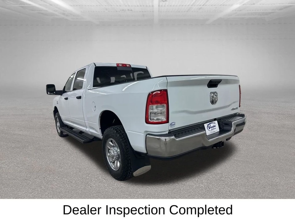 2024 Ram 2500 - Image 9 of 31