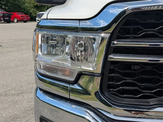 2024 Ram 2500 - Image 10 of 12