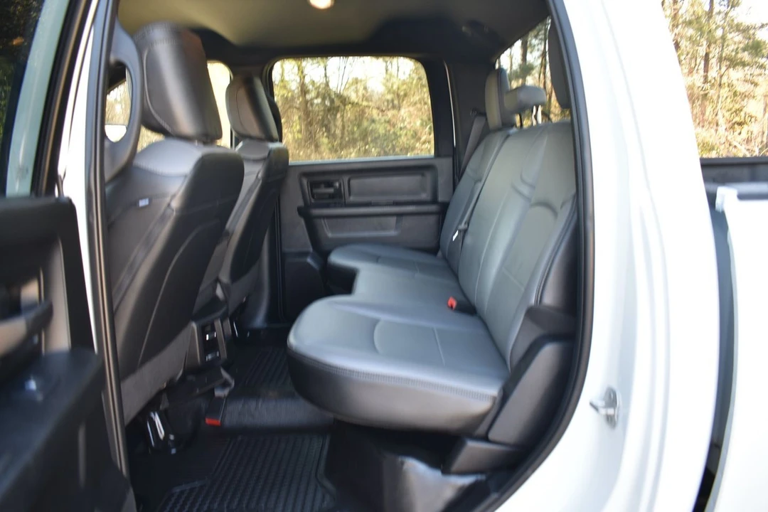 2024 Ram 2500 - Image 11 of 21