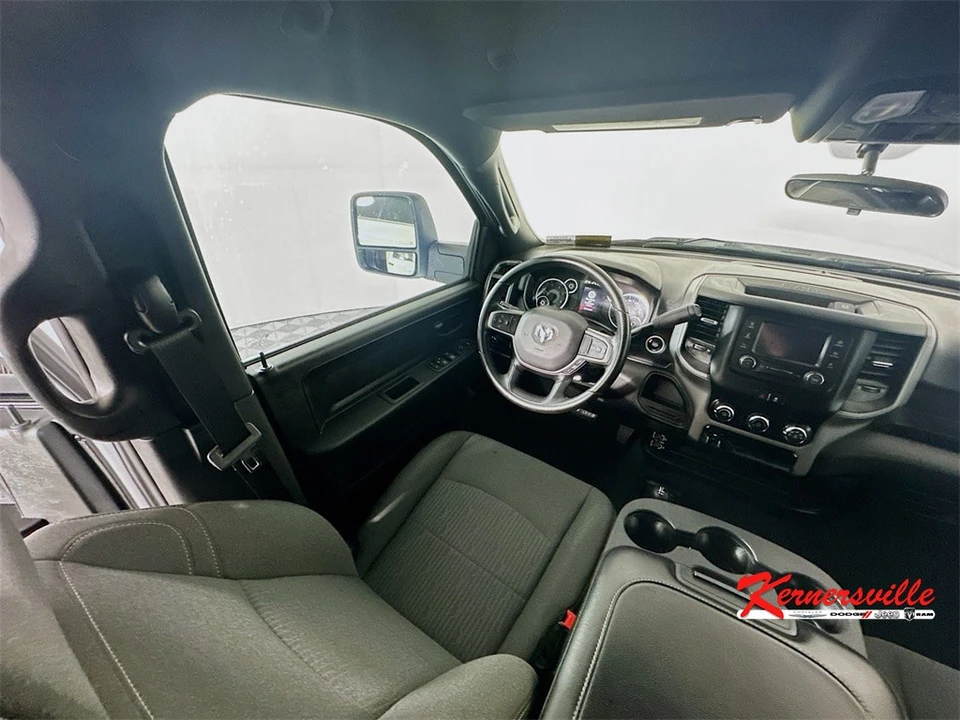 2024 Ram 2500 - Image 9 of 12