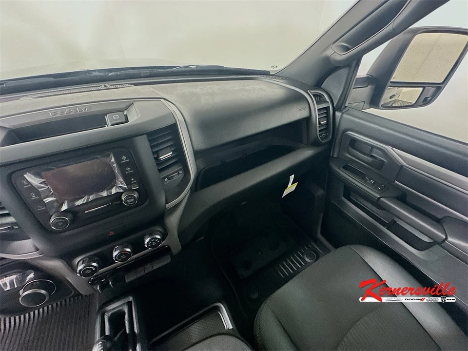 2024 Ram 2500 - Image 11 of 21