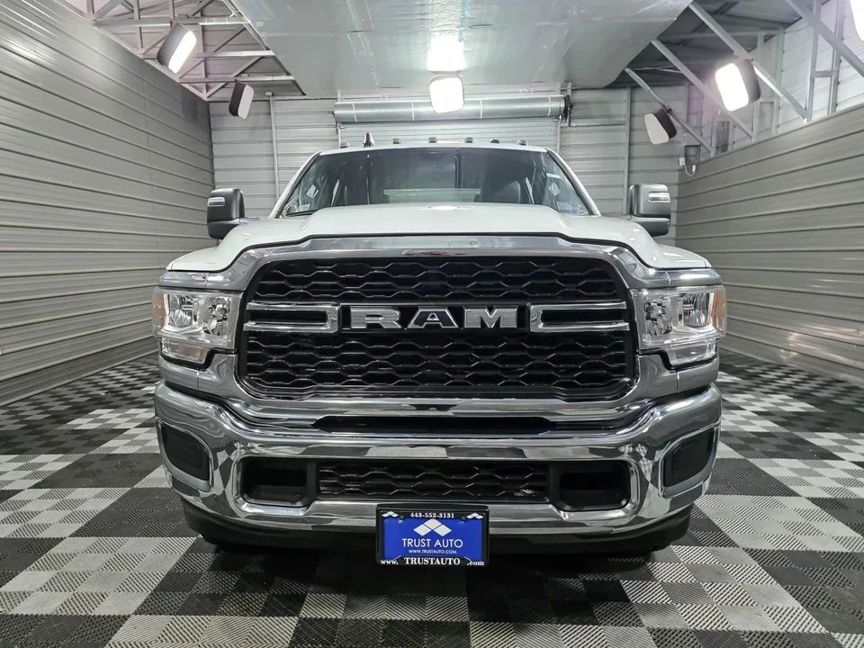 2024 Ram 2500 - Image 3 of 12