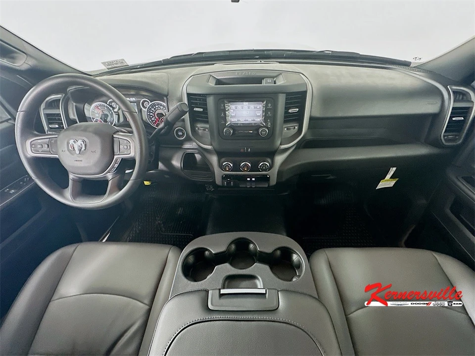 2024 Ram 2500 - Image 9 of 12