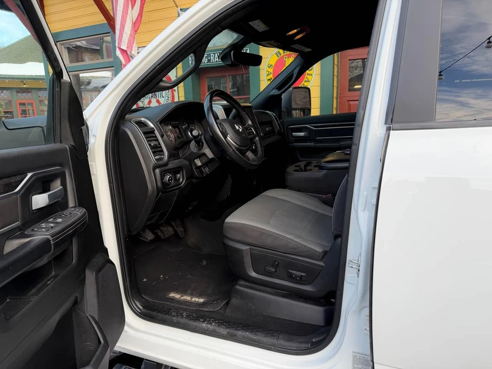 2024 Ram 2500 - Image 9 of 12