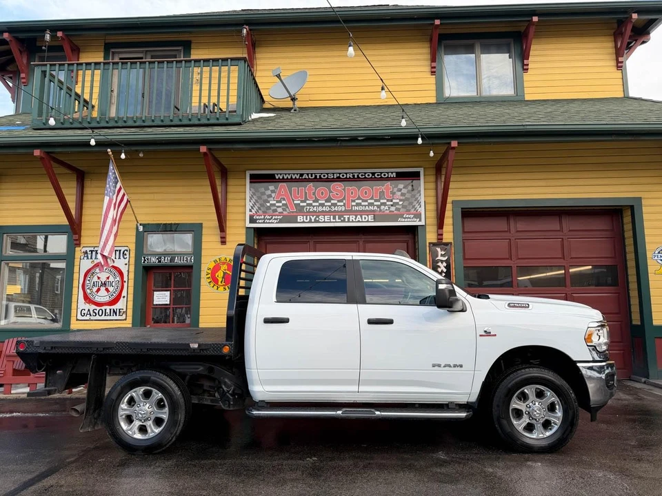 2024 Ram 2500 - Image 2 of 12