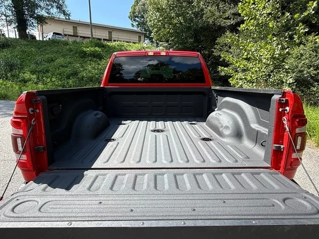 2024 Ram 2500 - Image 8 of 28