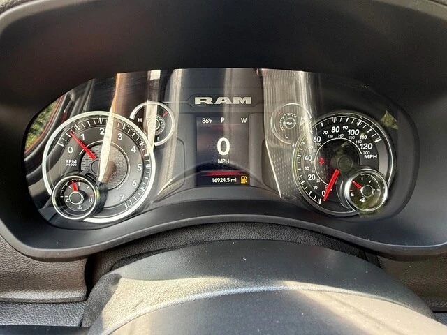 2024 Ram 2500 - Image 20 of 28